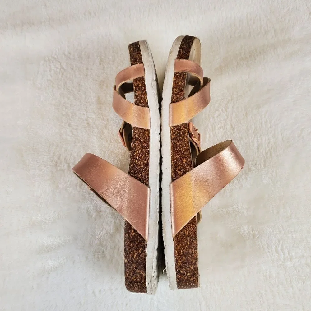 Outwoods Rose Gold Slip On Sandals Size 8